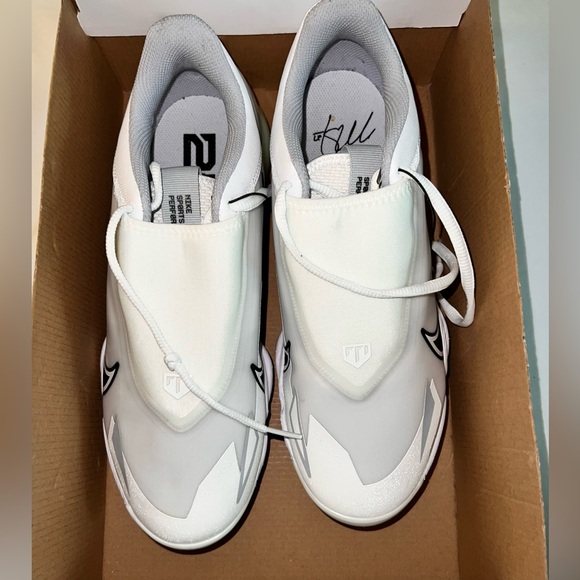 Nike Other - Brand New Men’s Nike Force Zoom Trout 8 Pro Metal Baseball Cleats.